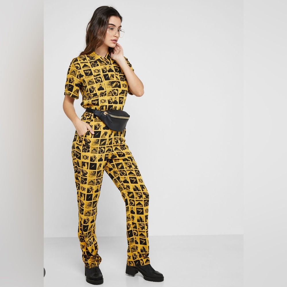 Obey Menagerie Yellow Black Print Jumpsuit Coveralls size small zip up